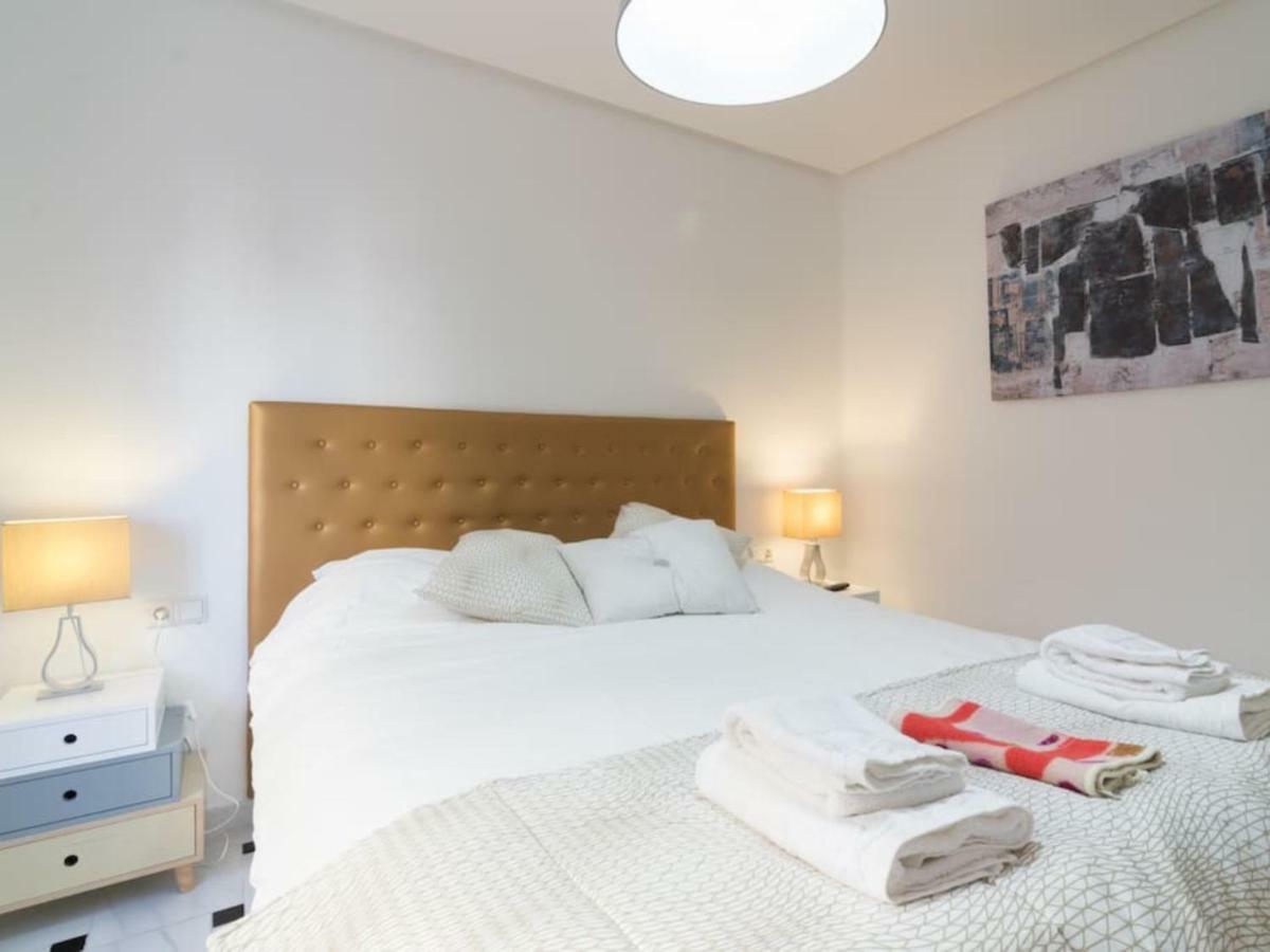 Apartamentos Bolsa Larios Malaga Exterior photo