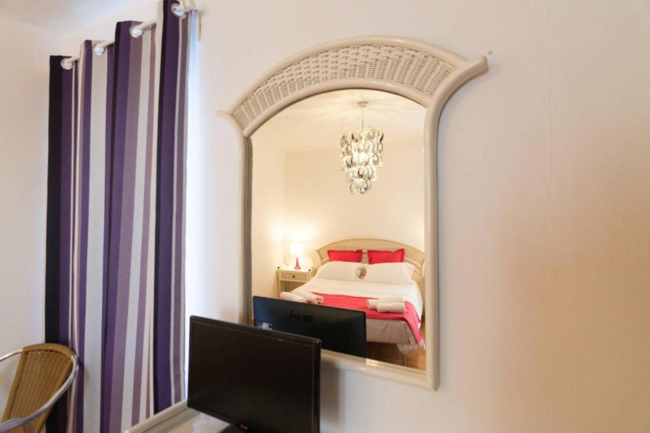 Apartamentos Bolsa Larios Malaga Exterior photo